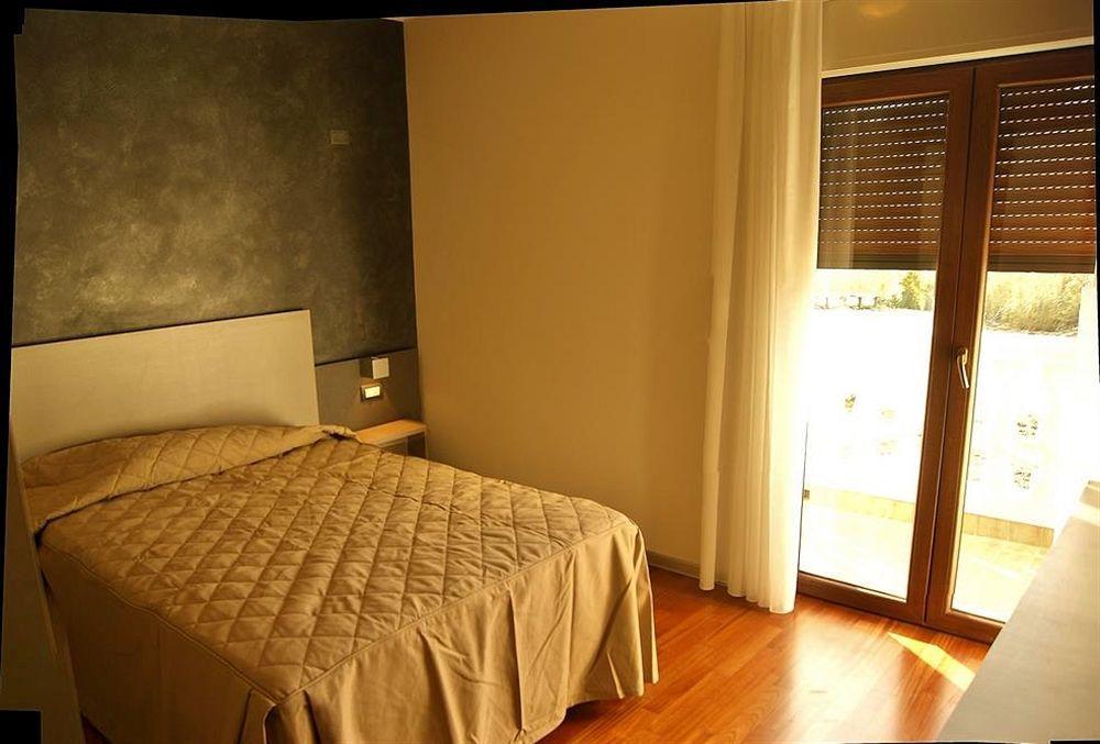 Halanus Hotel And Resort Alanno Esterno foto